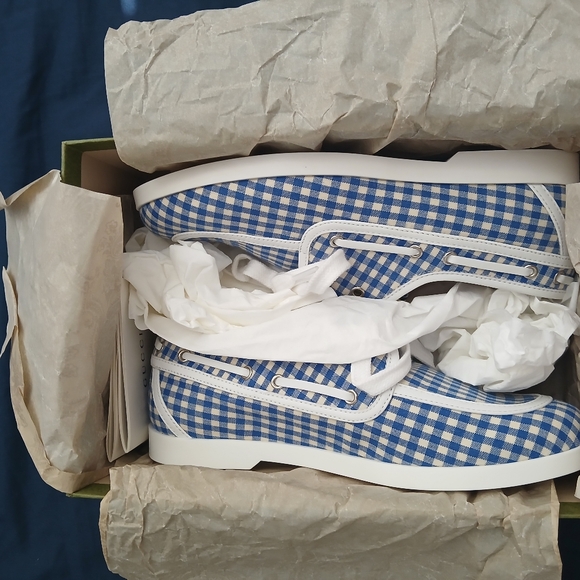 Gucci Graham Size 33 or Size 1.5Y Shoes - Picture 6 of 9